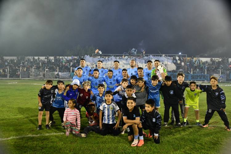 Alianza se quedó con el clásico frente a Petrolero