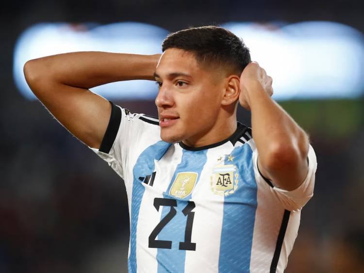 Sensibles bajas en la Selección Argentina: Nahuel Molina y el Cuti Romero, afuera contra Perú