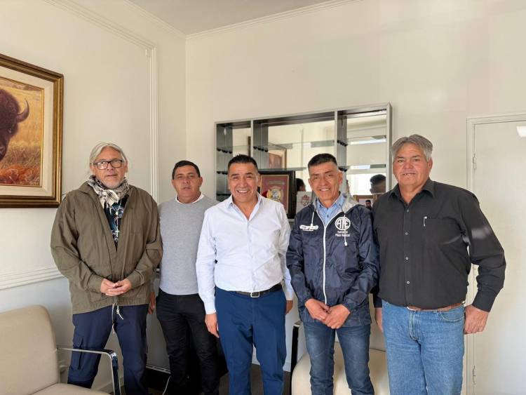 Acuerdo por compensación Navideña a empleado municipales y personal comprendido en programas de empleo transitorio