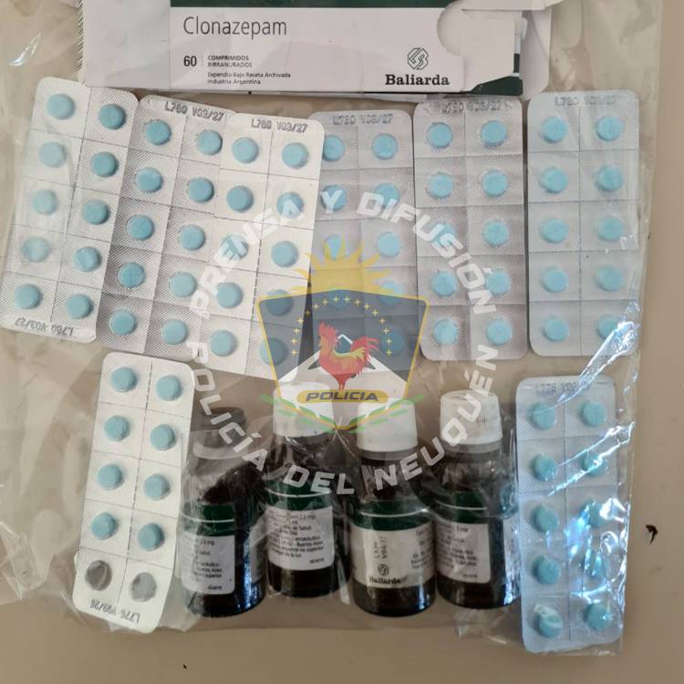 Desmantelan punto de venta de drogas en Piedra del Aguila 