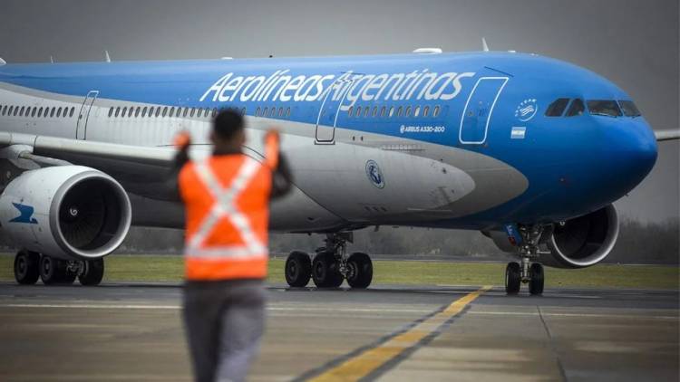 Aerolíneas Argentinas cierra oficinas comerciales en Neuquén