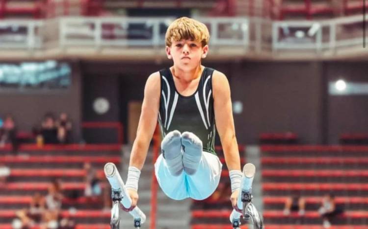 Felipe Bruni hizo podio con la Selección y es campeón nacional