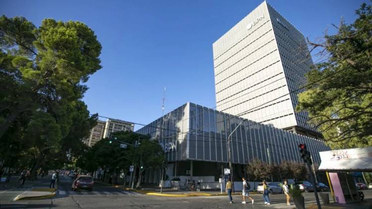 La Provincia adelanta el pago del medio aguinaldo