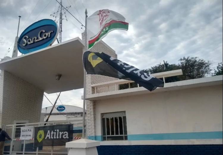 SanCor vuelve a pagar sueldos en cuotas y ATILRA presiona para hacerse con la cuota sindical