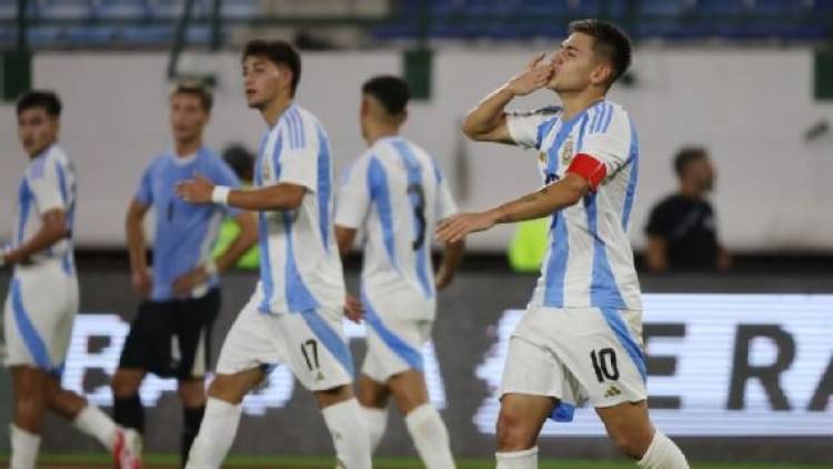 Argentina le ganó en un gran cruce a Uruguay y se ilusiona en el hexagonal final del Sudamericano Sub 20