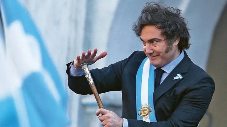 Milei ofrece candidaturas a empresarios para que presionen a gobernadores para bajar impuestos