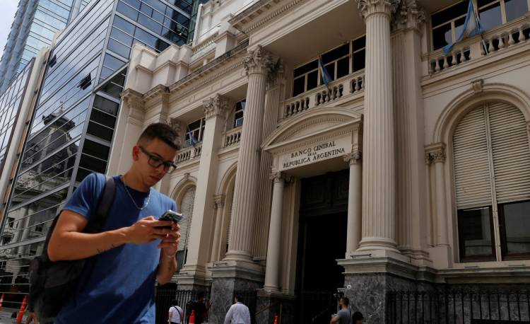 Los bancos estarán cerrados durante cuatro días consecutivos: cuándo y por qué