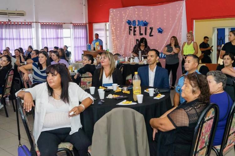 Dia de la Mujer para todas las mujers servidoras publicas