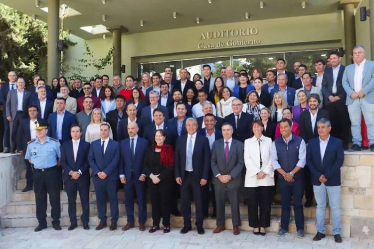 Neuquén firmó un amplio acuerdo para combatir el microtráfico de drogas