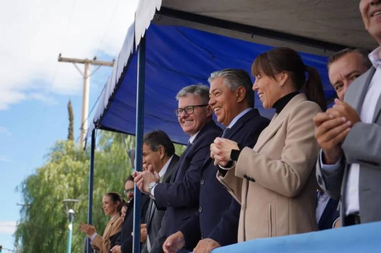 Más oportunidades de formación y viviendas, ejes del aniversario de Plaza Huincul