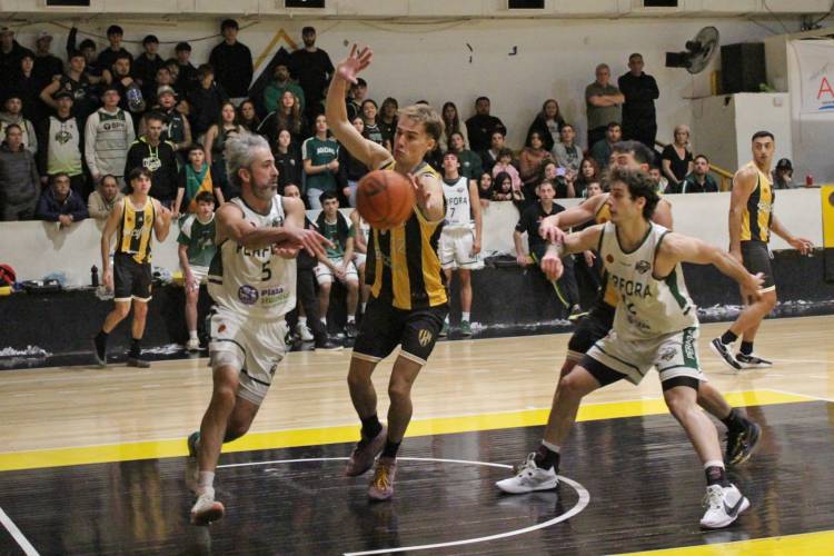 Perfora dio el golpe en casa del Decano