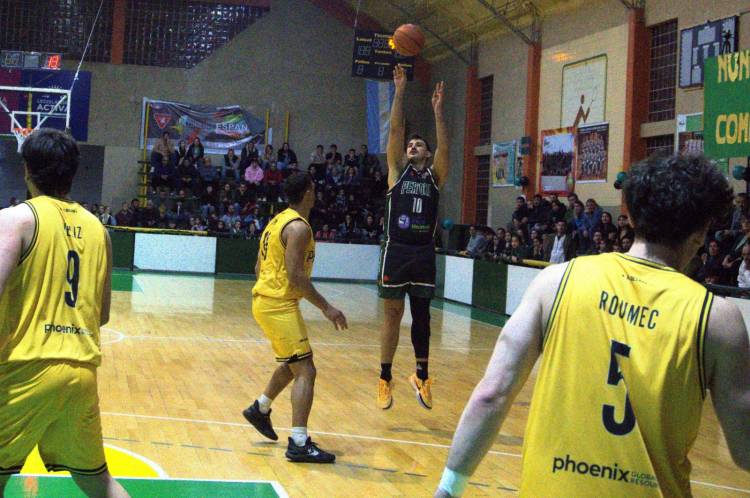 Perfora de Plaza Huincul clasifico a la segunda instancia de la liga Federal de Basquet.    