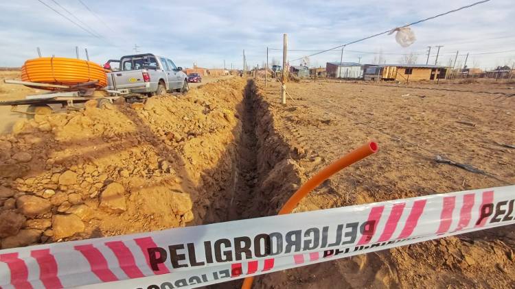 Avanza la extensión de la red de gas en la zona sudeste de Plaza Huincul 