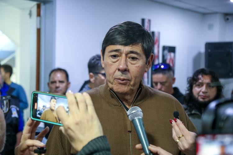 “No hace falta gastar la plata de los pampeanos en data room que ya tiene toda la información sobre la mesa”
