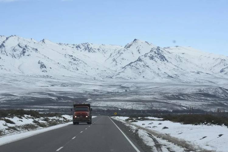 Intendentes respaldaron la nueva ruta escénica de Neuquén