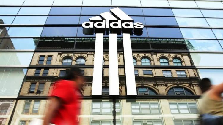 Oferta ADIDAS: zapatillas baratas con descuentos de hasta 60% y cuotas sin interés