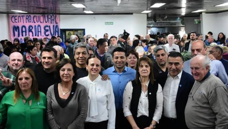 Fuerza Patria ve una polarización con Javier Milei en Neuquén tras confirmar su lista: «Dos modelos»