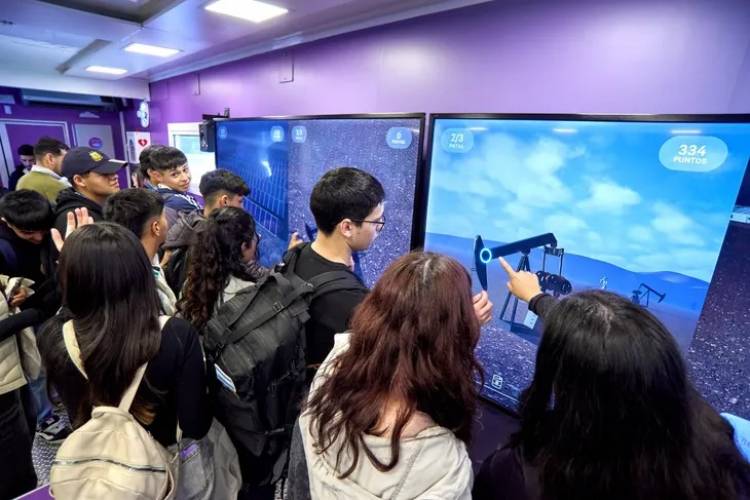 Fundación YPF presenta el “Programa Energía” en la ciudad de Plaza Huincul