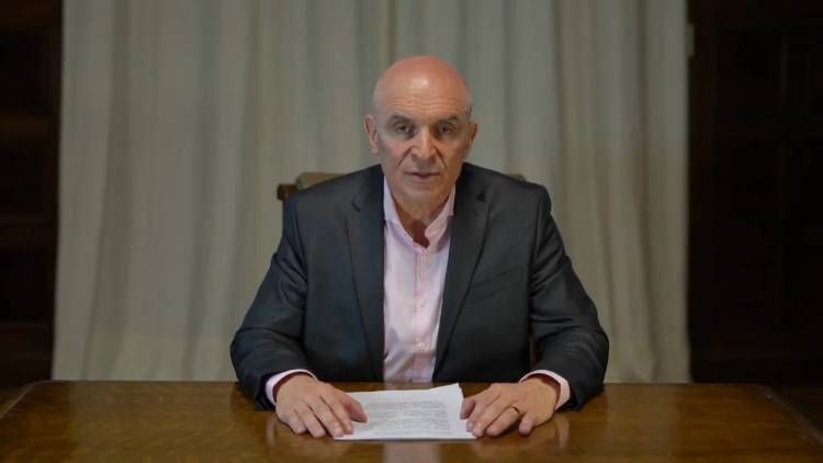 Acorralado por las denuncias de corrupción, José Luis Espert bajó su candidatura