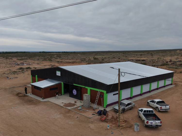 Plaza Huincul pone en marcha un nuevo reservorio de agua para la zona sur