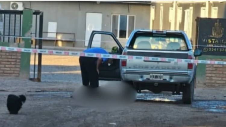 Añelo: Tenia 25 años oriundo de Plaza Huincul , lo persiguieron tras un choque y lo mataron con una llave cruz. 